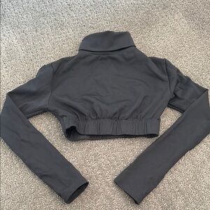 Black Long Sleeve Crop Top